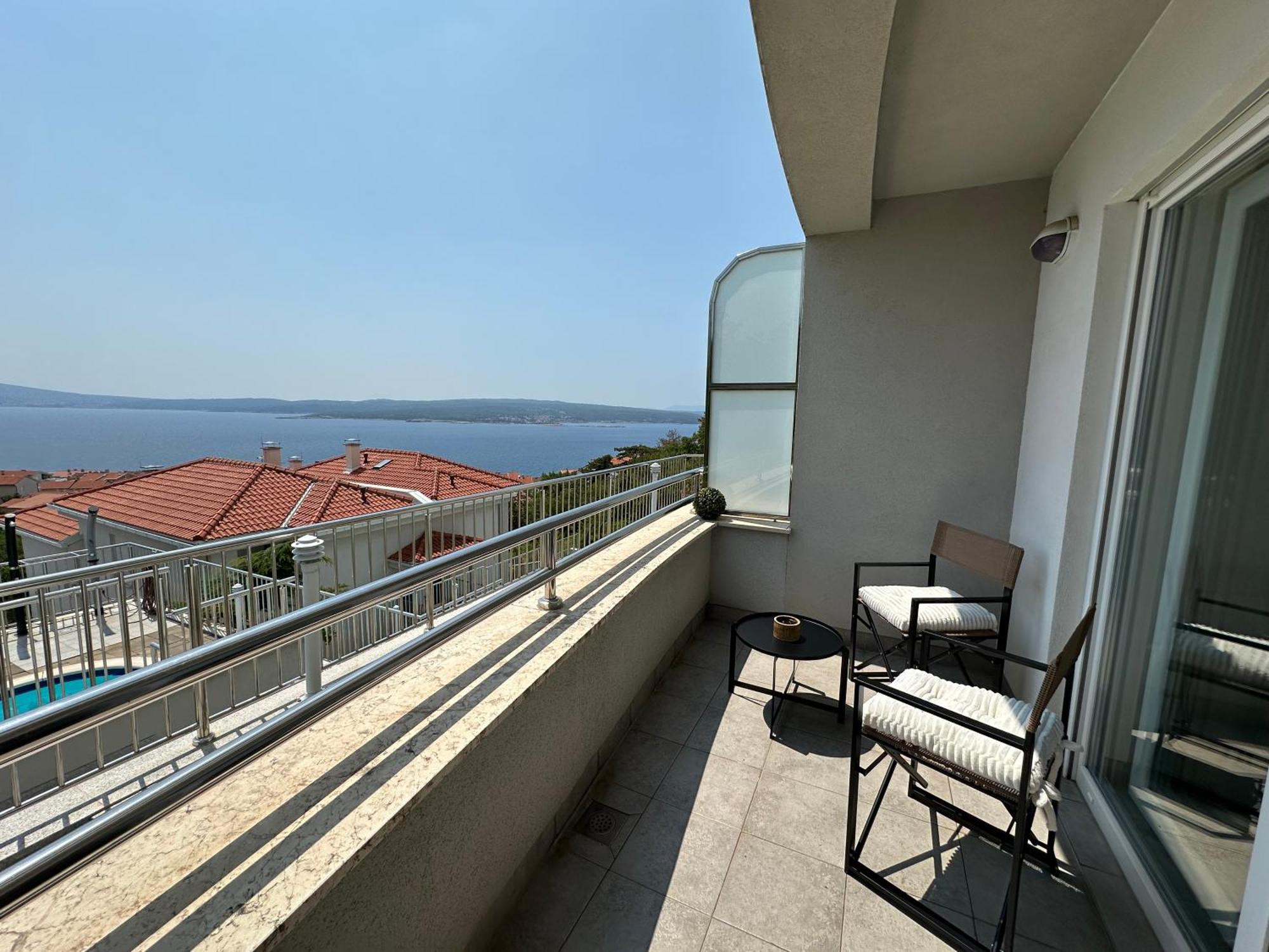 The View Apartment With Pool - 茨里克韦尼察 外观 照片